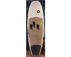 Duotone Whip Sls 5' 5" kitesurfing surfboard