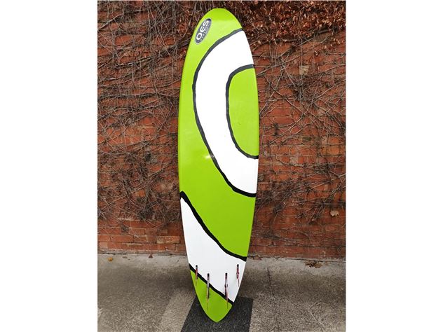 Starboard Isonic 94L, Oes Ice 85, Fins