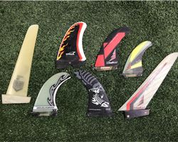  Various Fins, Chinook Bases, Extensions, windsurfing accessorie