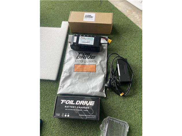 2024 Foil Drive Assist Plus With Travel Batt Kit - 200 cm