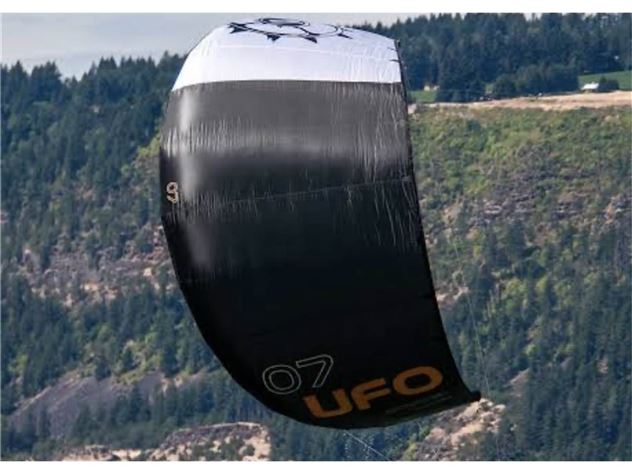 2021 Slingshot Ufo - 7 metre