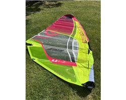 Neil Pryde Rsr Evo 9'S - 5.2/5.6M 5.2 metre windsurfing sail