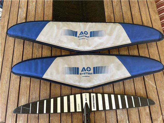 2022 Armstrong 1125 - 925 Quiver