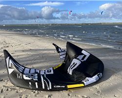 Core Gts 5 12 metre kitesurfing kite