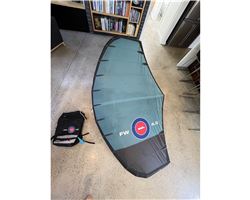 SMIK V2 foiling wind wing