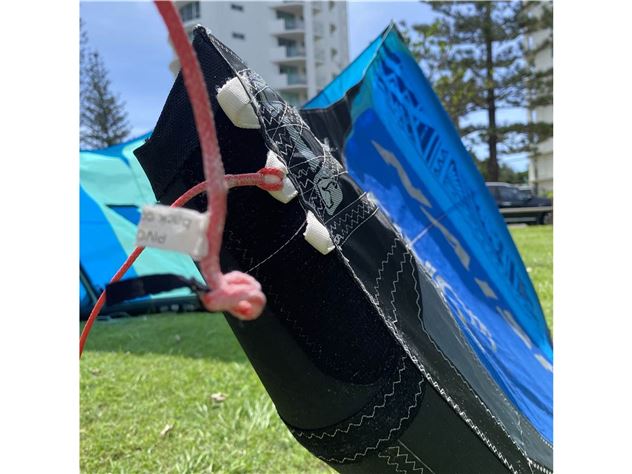 2021 Naish Pivot S25 - 8 metre