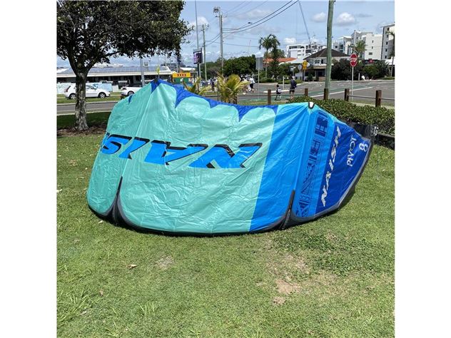 2021 Naish Pivot S25 - 8 metre