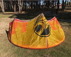 Cabrinha Moto 5 metre kitesurfing kite