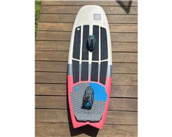 North Nugget Csc 5' 2" kiteboarding surfboard