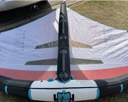 Duotone Unit foiling wind wing