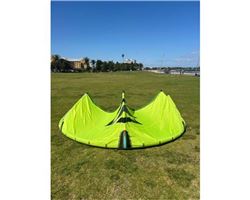 Naish Pivot 9 metre kiteboarding kite