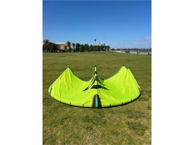 2024 Naish Pivot - 9 metre