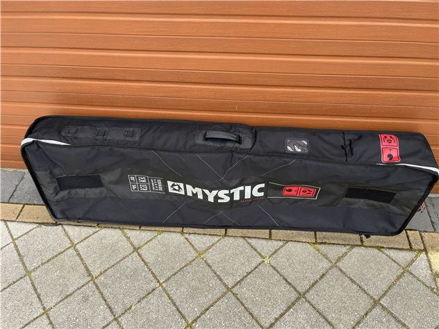 Mystic 5'8 Matrix Square Boardbag