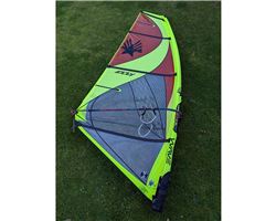 Ezzy Sails Wave 5.2 metre windsurfing sail