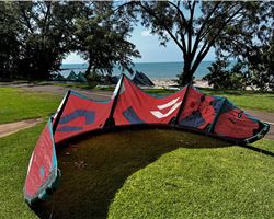 Duotone Rebel Sls 9 metre kitesurfing kite