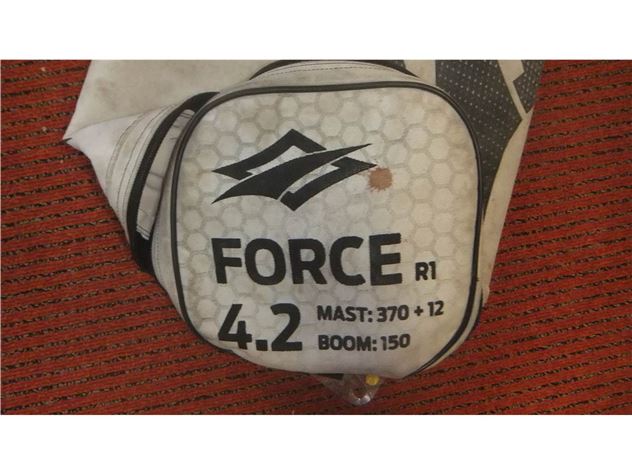 2014 Naish Naish Force R1 4.2 2014 - 4.2 metre