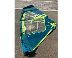 Simmer Style Blacktip Legacy 5.0 5 metre windsurfing sail