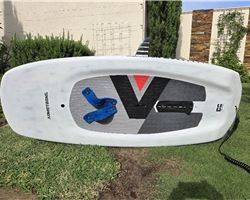 Armstrong Wing Sup 99Lt 5' 8" foiling foils complete