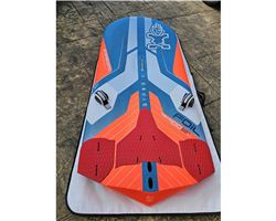 Starboard Foil Race 100 + Starboard Foilset + Seve 210 litre 220 cm windsurfing board