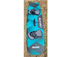 Ozone Base V1 137 cm kitesurfing twintip