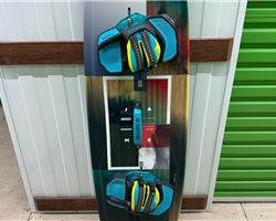 Duotone Jaime 136 cm kiteboarding twintip