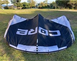 Core Xr7 7 metre kitesurfing kite