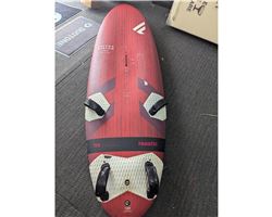 Fanatic Falcon 115 litre 230 cm windsurfing board