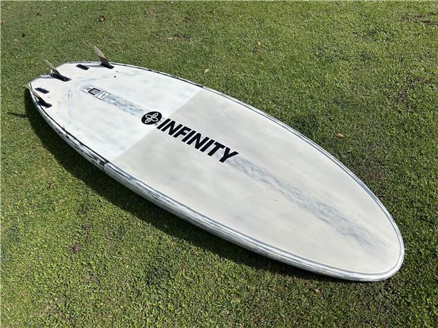 2023 Infinity Rnb - 8' 2", 30 inches