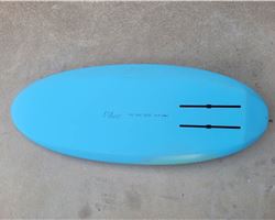 One 4'8" 4' 8" surfing surf foilboard