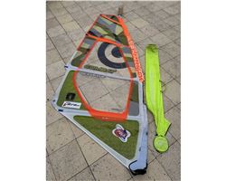 Neil Pryde Combat 4.2 metre windsurfing sail