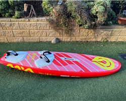 Goya Nitro 106 litre 220 cm windsurfing board