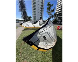 Naish Pivot N-Vision 12 metre kitesurfing kite