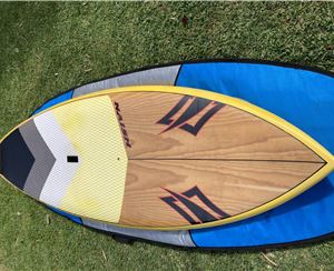 Naish Hokua 8'8" Gtw - 8' 8", 32 inches