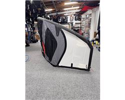 Ozone Reo V5 8 metre kitesurfing kite