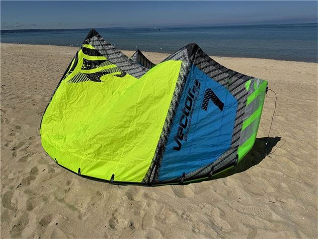 2013 Cabrinha Vector Ids - 7 metre