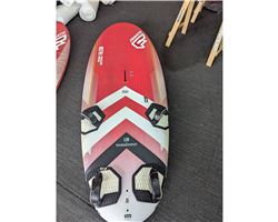 Fanatic Falocn Te 136 litre 225 cm windsurfing board