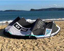 Core Xr8 10 metre kitesurfing kite