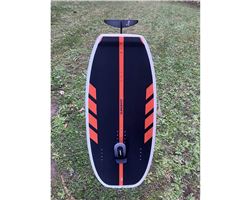 Slingshot Dwarfcraft Board + Complete Full Carbon 102 cm foiling all foiling