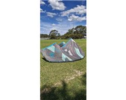 Duotone Neo Sls 10 metre kiteboarding kite