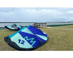 Duotone Duotone Rebel Sls + Trust Bar 12 metre kitesurfing kite