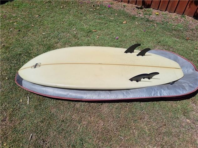 2021 Friat Tuck Four Fin Kneeboard - 5' 8"