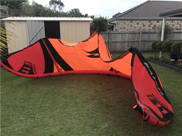 2022 Naish Pivot - 11 metre