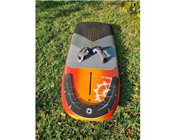 Slingshot Wizzard 90 147 cm foiling windsurfing foilboard