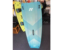 North Focus 142 cm kitesurfing twintip