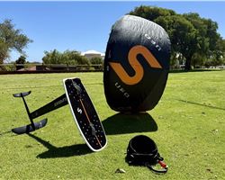 Slingshot Ufo V3 / Joystick Bar / Air Box / Moment 3 metre kitesurfing kite