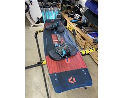 Duotone Select 135 cm kiteboarding twintip