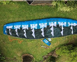 Flysurfer Peak 4 - 8 metre