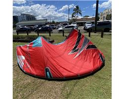 Naish Pivot 11 metre kitesurfing kite