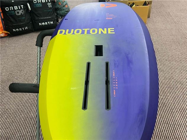 2024 Duotone Sky Style Sls - 5' 1", 85 Litres