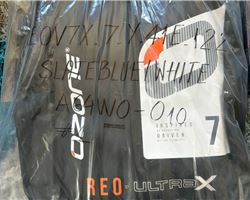 Ozone Reo 7 metre kiteboarding kite